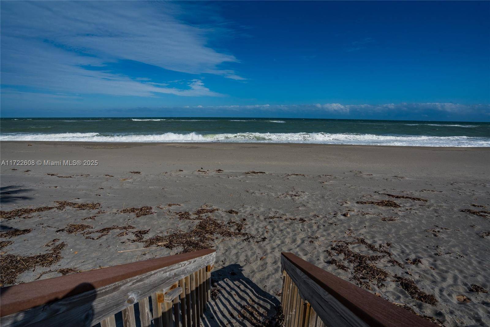 Tequesta, FL 33469,350 Beach Rd #204