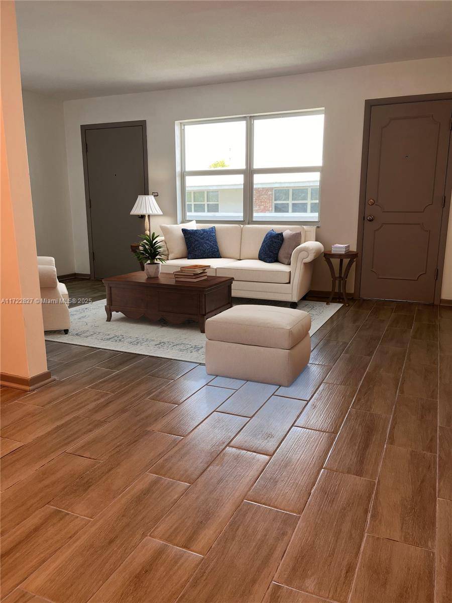 Lauderdale By The Sea, FL 33308,228 Hibiscus Ave #233