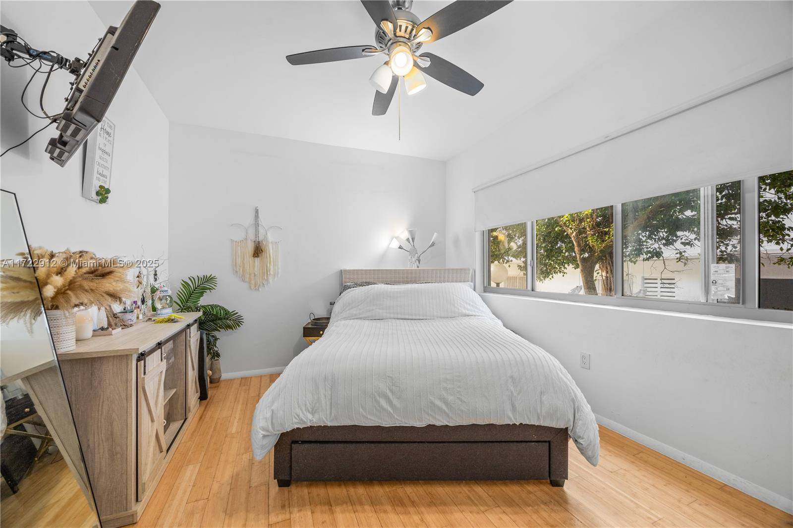 Miami Beach, FL 33139,1840 James Ave #8