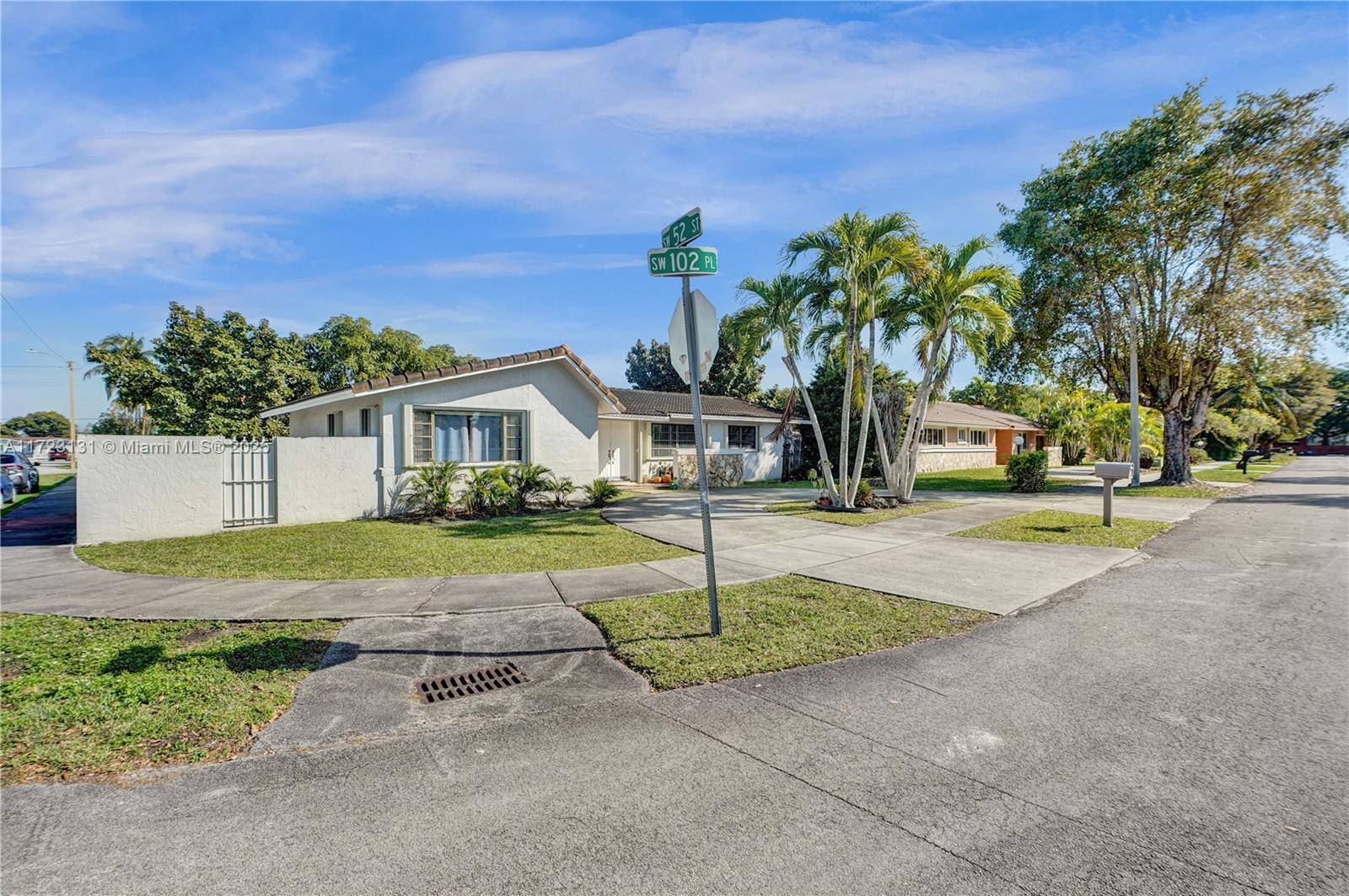 Miami, FL 33165,5205 SW 102nd Pl