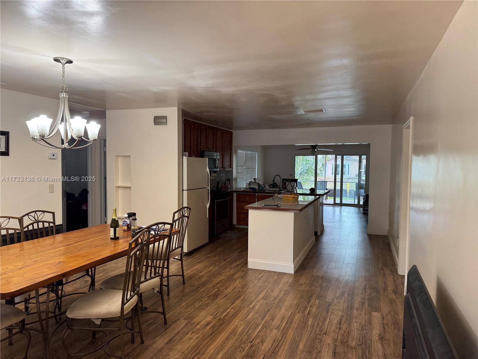 Dania Beach, FL 33312,3336 SW 44th St