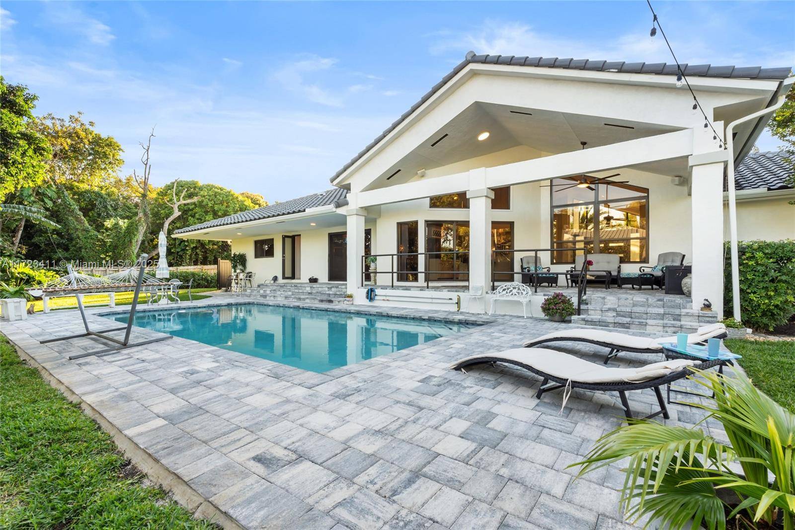 Palmetto Bay, FL 33157,16259 SW 78 Ave