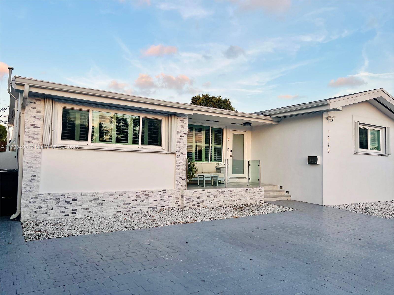 North Bay Village, FL 33141,7549 Adventure Ave