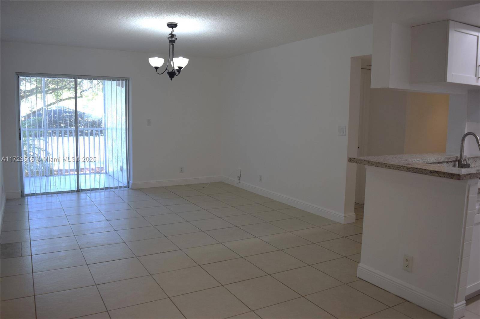 Tamarac, FL 33319,5628 Rock Island Rd #185