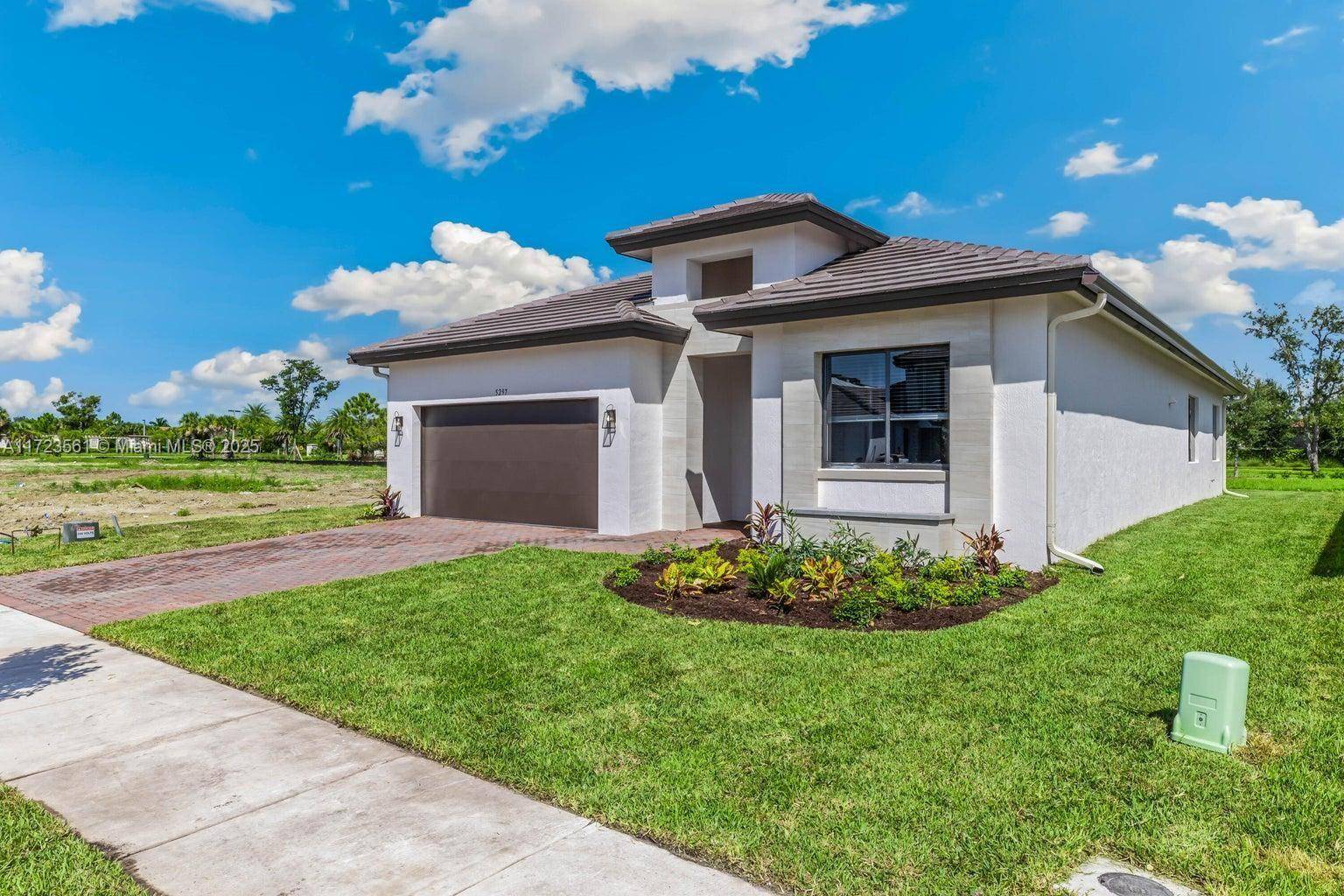 Ave Maria, FL 34142,5297 Marano Dr