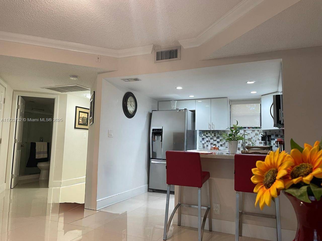 Doral, FL 33166,8290 Lake Dr #235