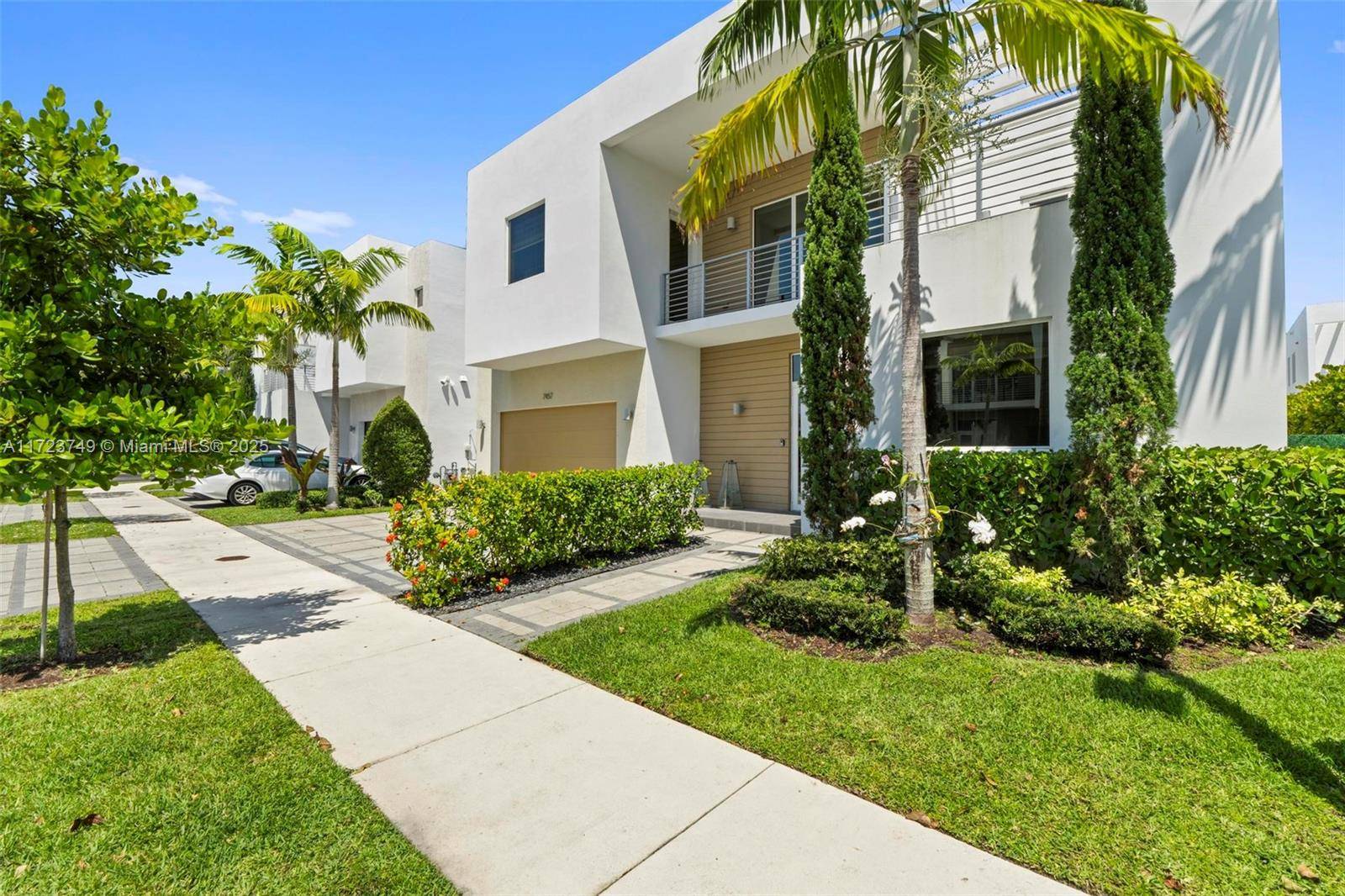 Doral, FL 33178,7457 NW 101st Ave