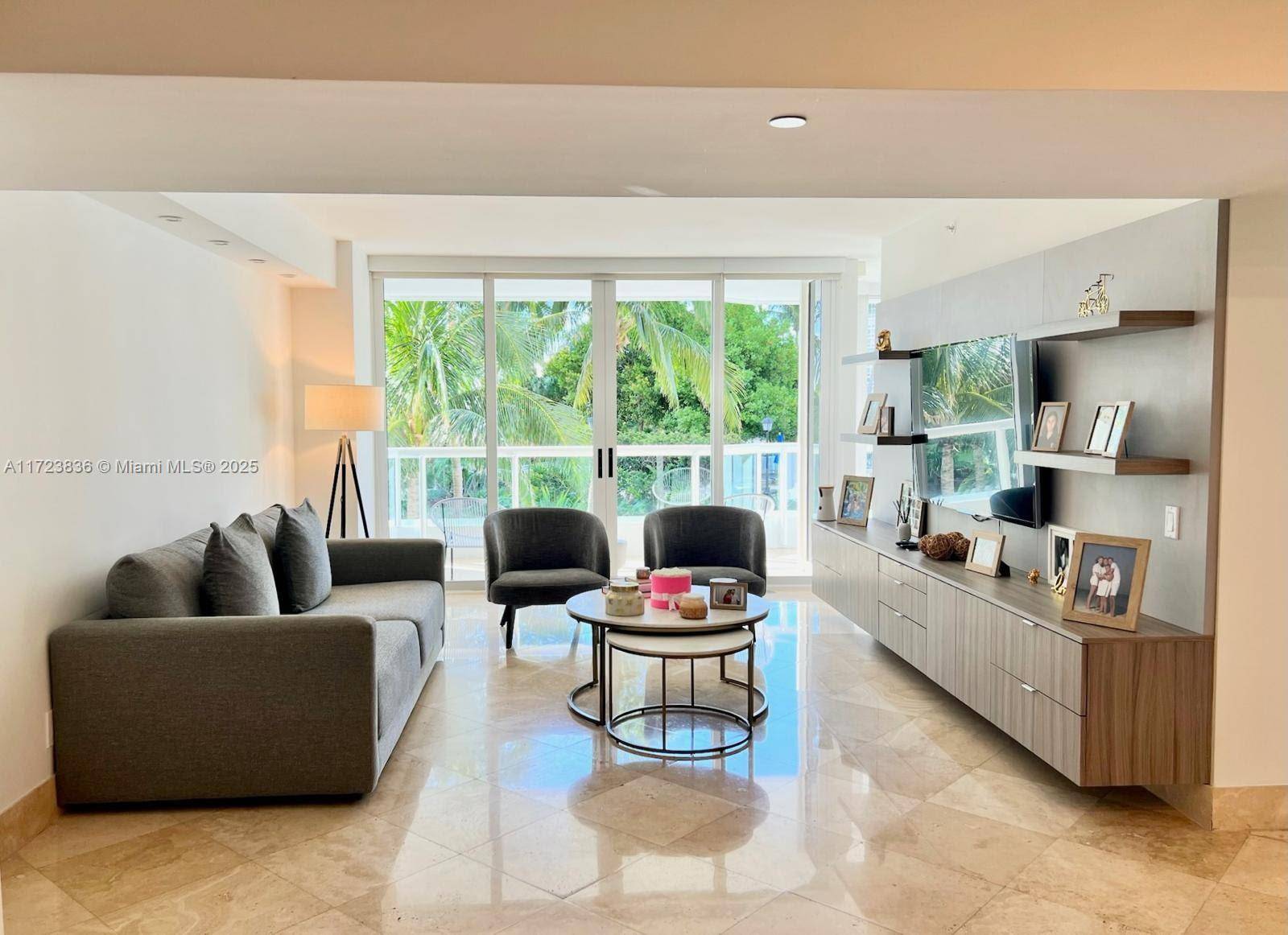 Aventura, FL 33180,21055 YACHT CLUB DR #510