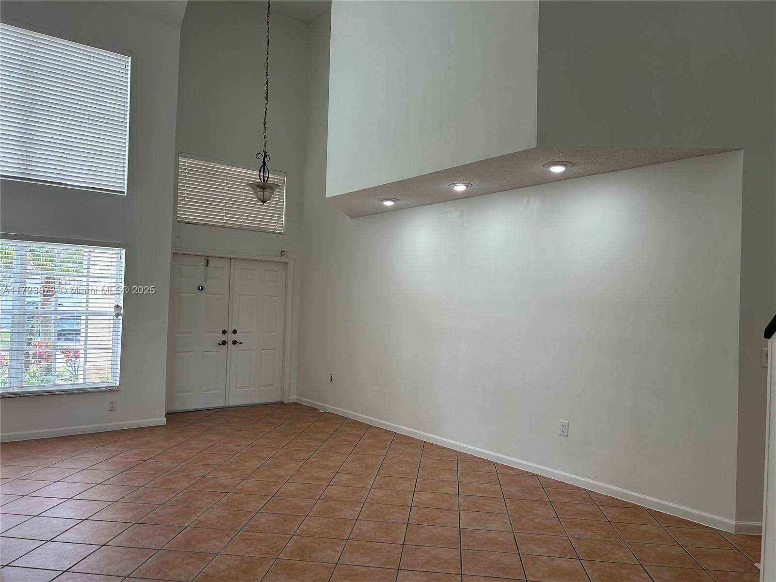 Pembroke Pines, FL 33029,20585 SW 5th St