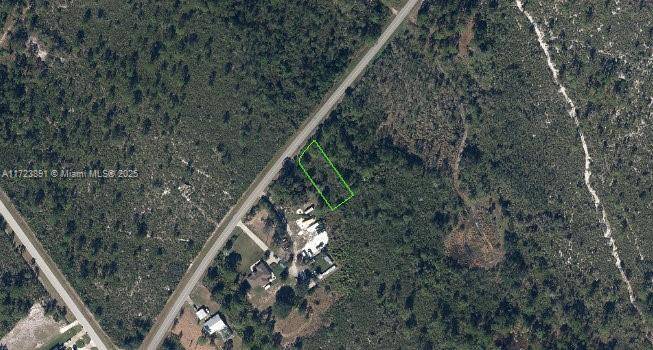 Lake Placid, FL 33852,635 Hallmark Avenue