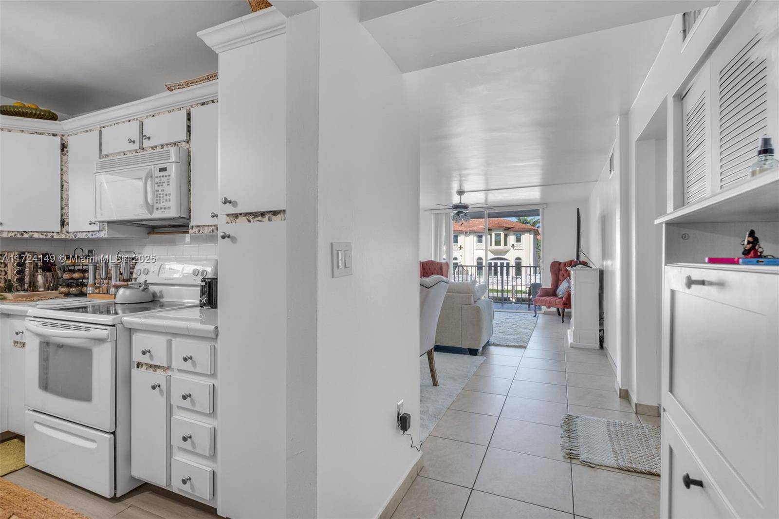 North Miami Beach, FL 33160,4000 NE 170th St #200