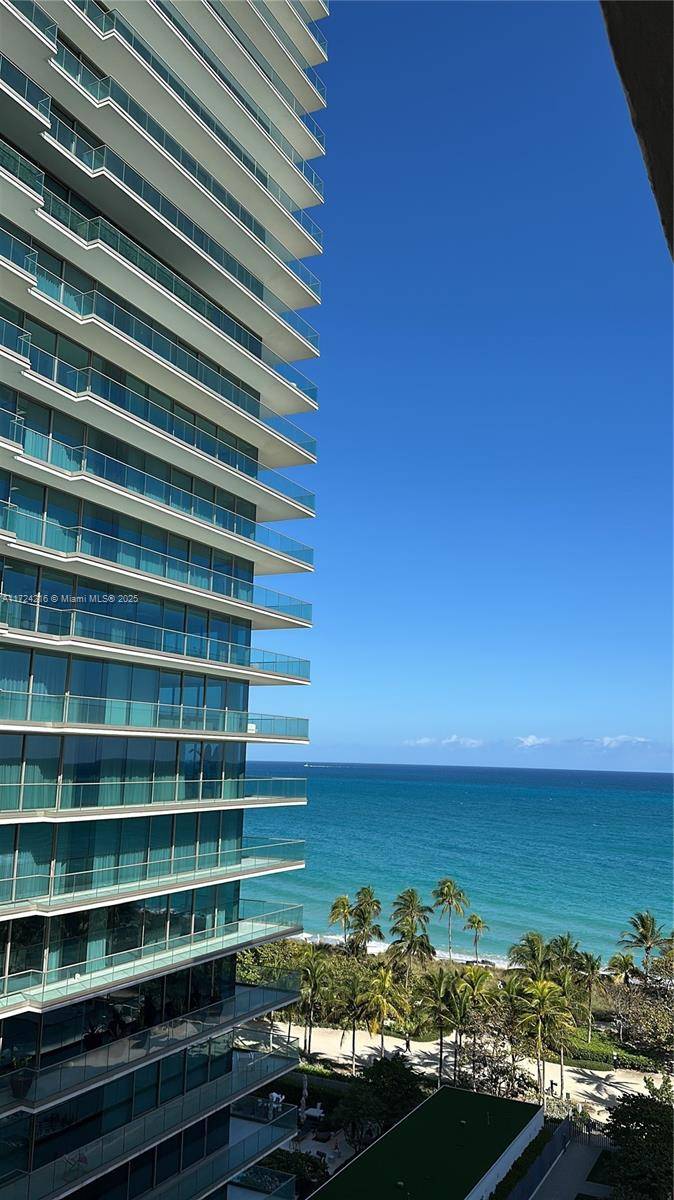 Bal Harbour, FL 33154,10185 Collins Ave #1123