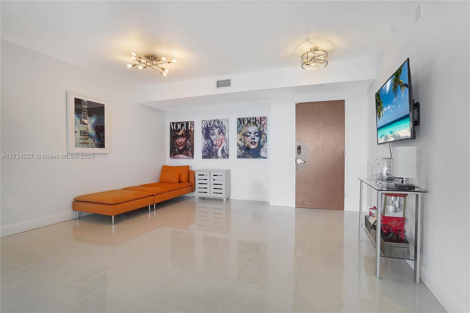 Miami Beach, FL 33141,6365 Collins Ave #2702