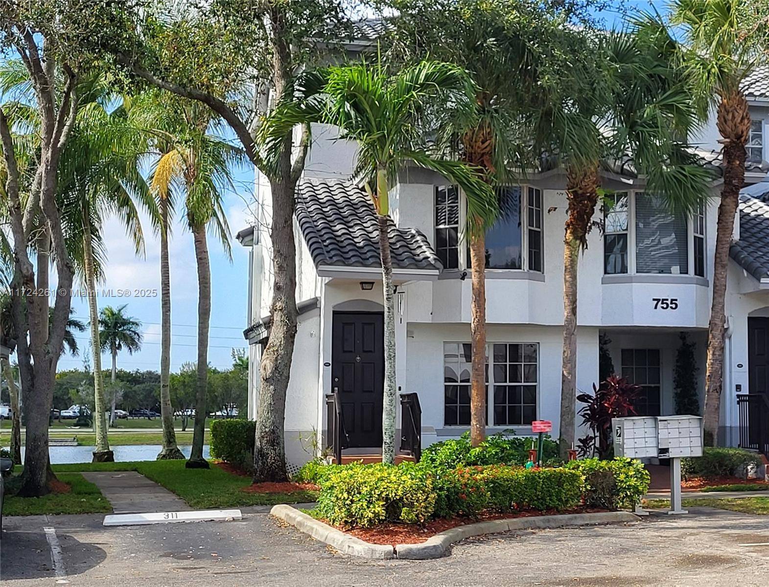 Sunrise, FL 33325,755 SW 148th Ave #1101