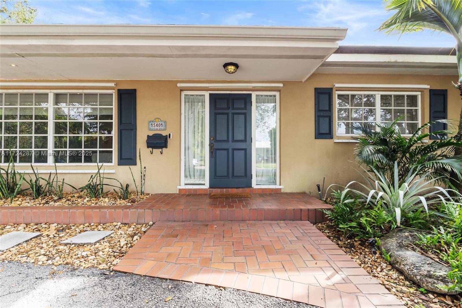 Palmetto Bay, FL 33157,15401 SW 83rd Ave