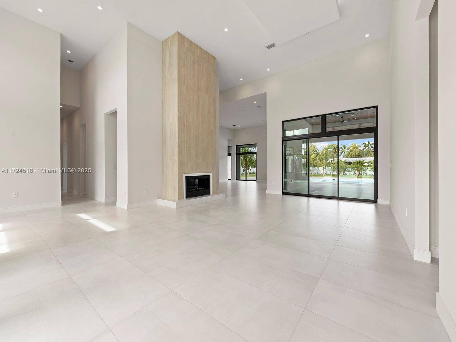 Miami, FL 33175,12025 SW 46th St