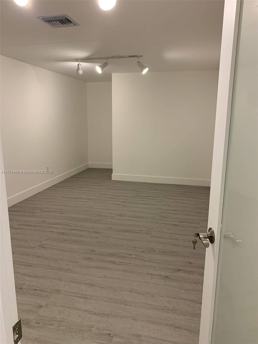 Miami, FL 33150,638 NW 62nd St