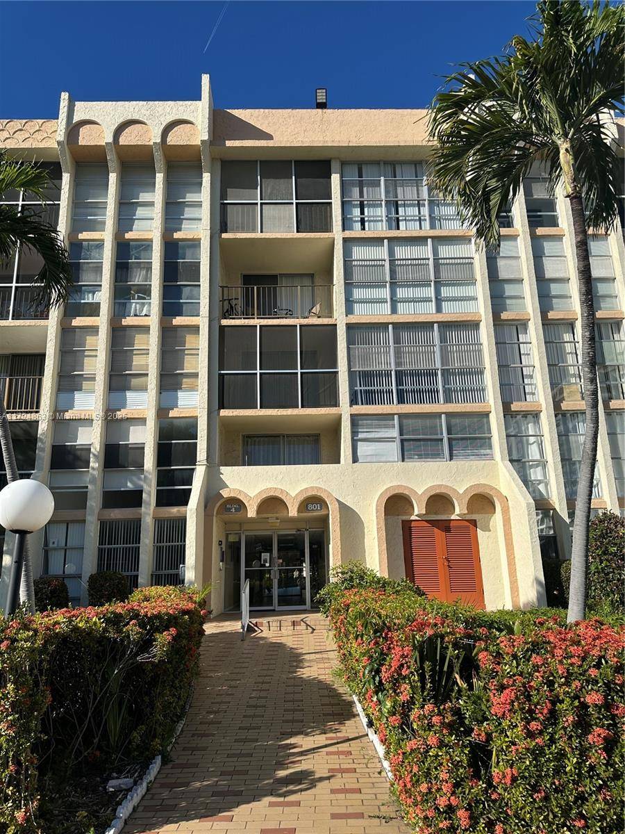 Hallandale Beach, FL 33009,Address not disclosed