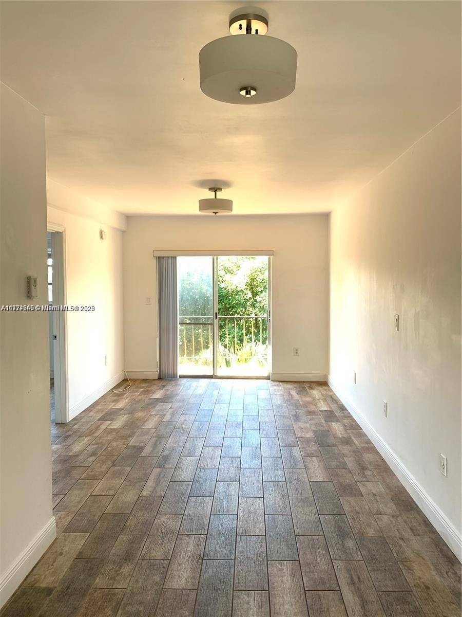 Miami, FL 33125,1478 NW 1st St #304