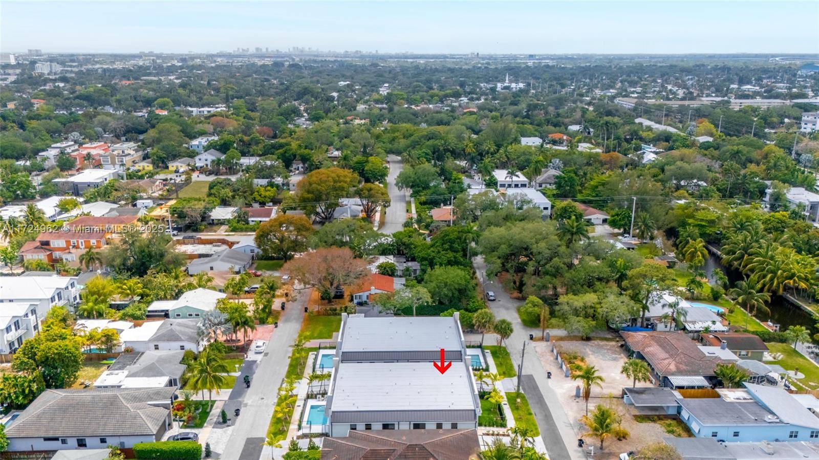 Fort Lauderdale, FL 33315,724 SW 8th Way #724