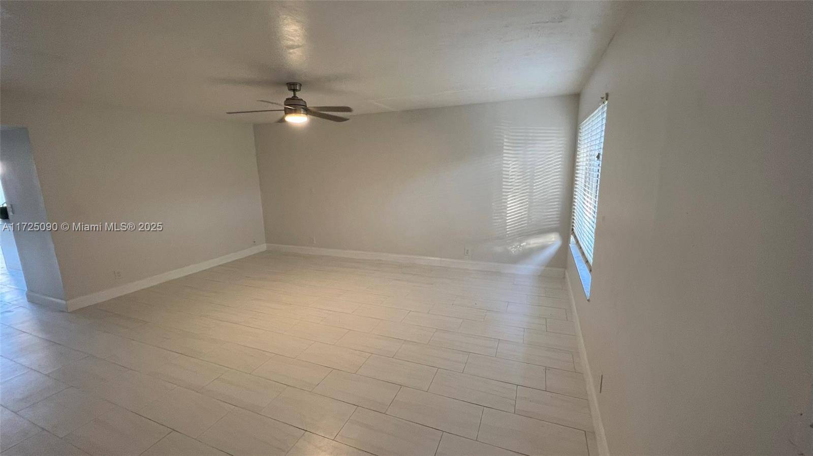 Plantation, FL 33324,569 N University Dr #44