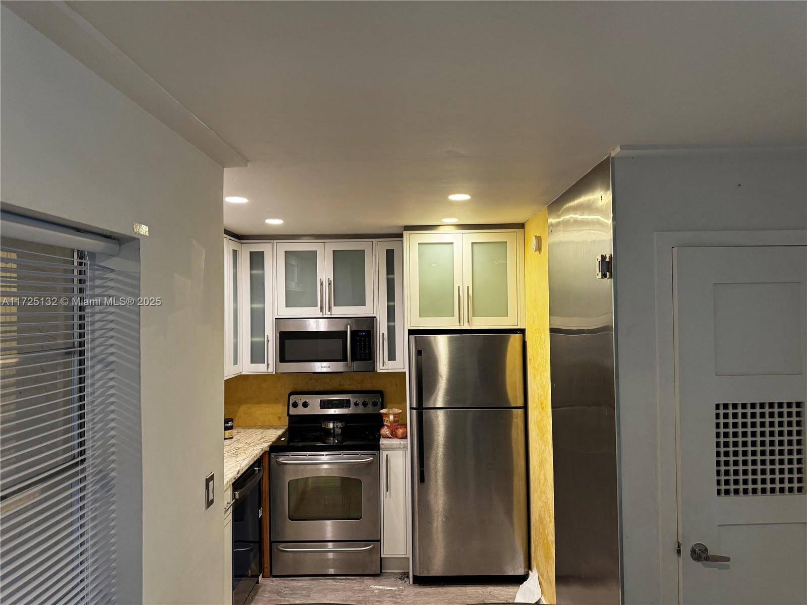 Hallandale Beach, FL 33009,1300 Moffett St #305