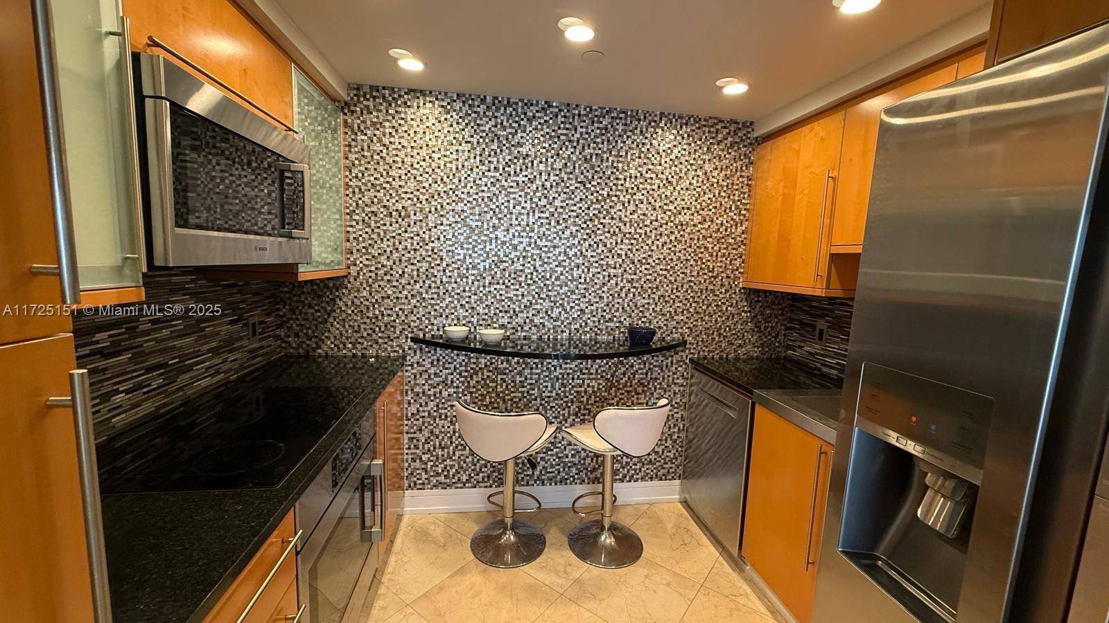 Miami Beach, FL 33141,6365 Collins Ave #906