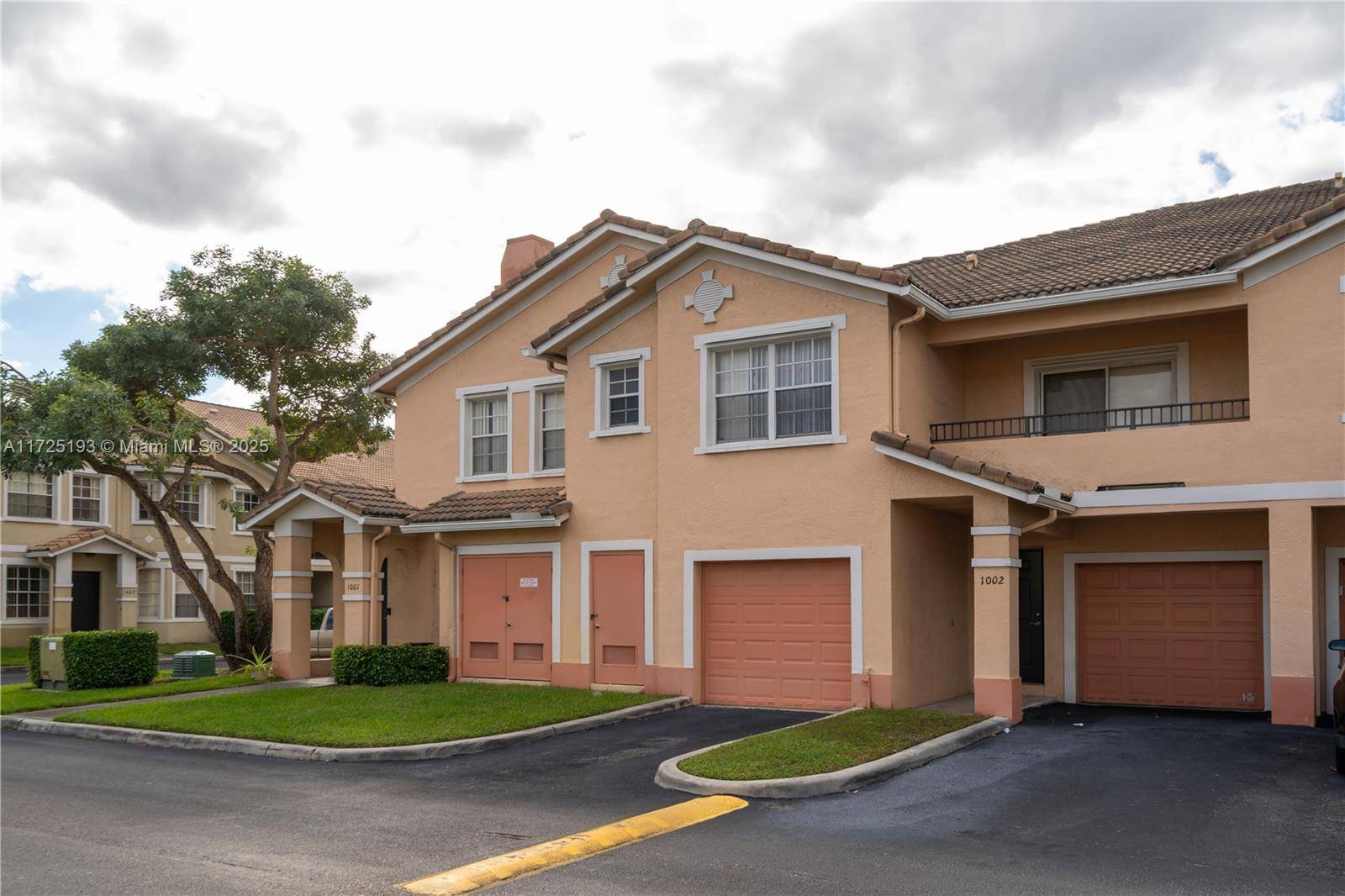 North Lauderdale, FL 33068,1002 Belmont Ln #1002