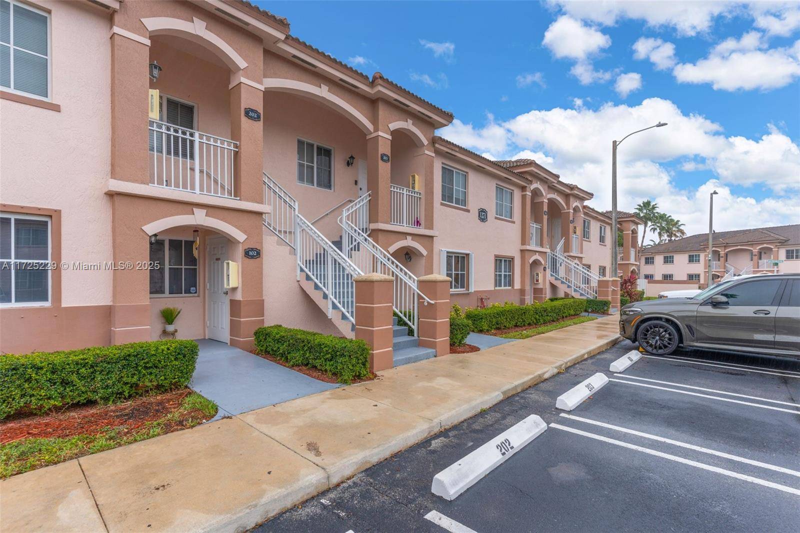 Homestead, FL 33035,1271 SE 28th Ct #203