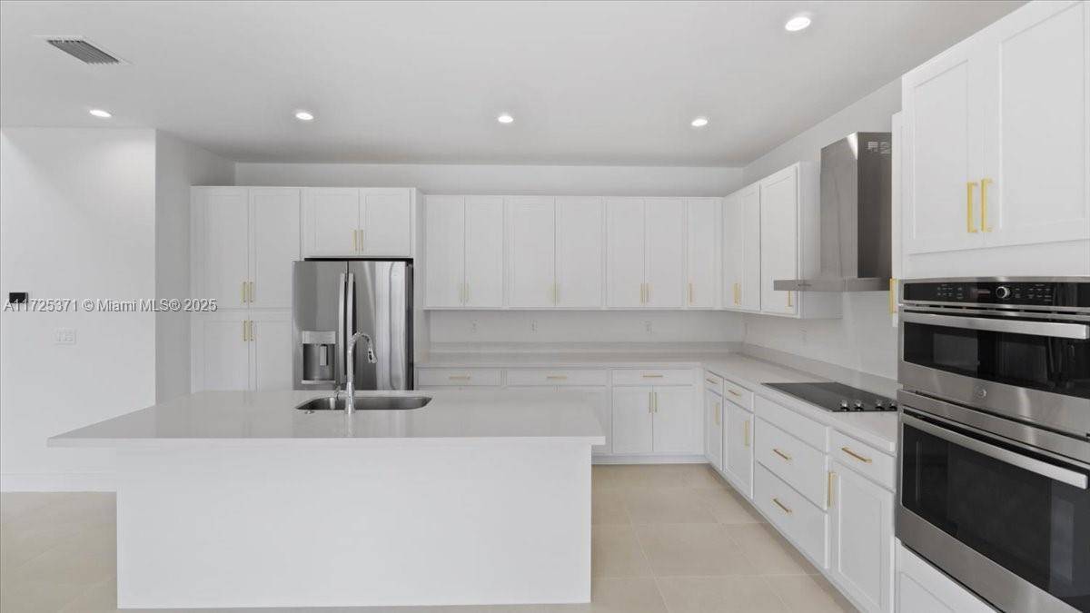 Palmetto Bay, FL 33157,15875 SW 90th Ave