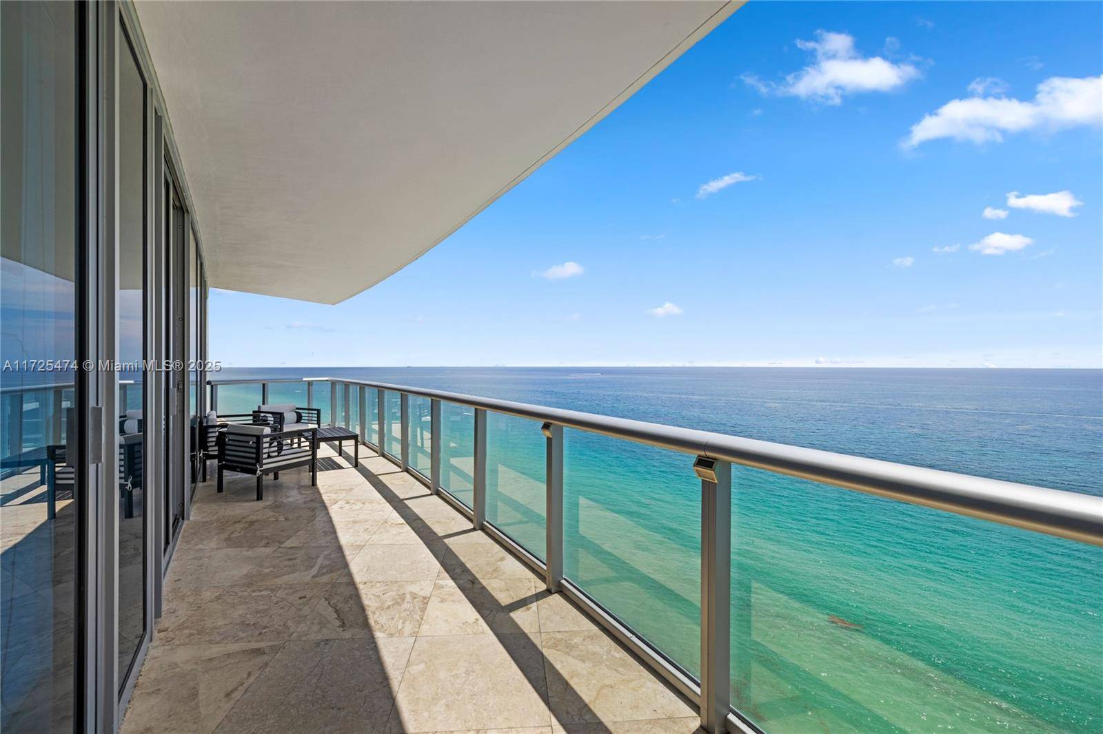 Sunny Isles Beach, FL 33160,17001 Collins Ave #2807