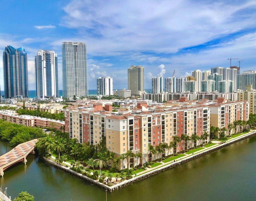 Sunny Isles Beach, FL 33160,17150 N Bay Rd #2102