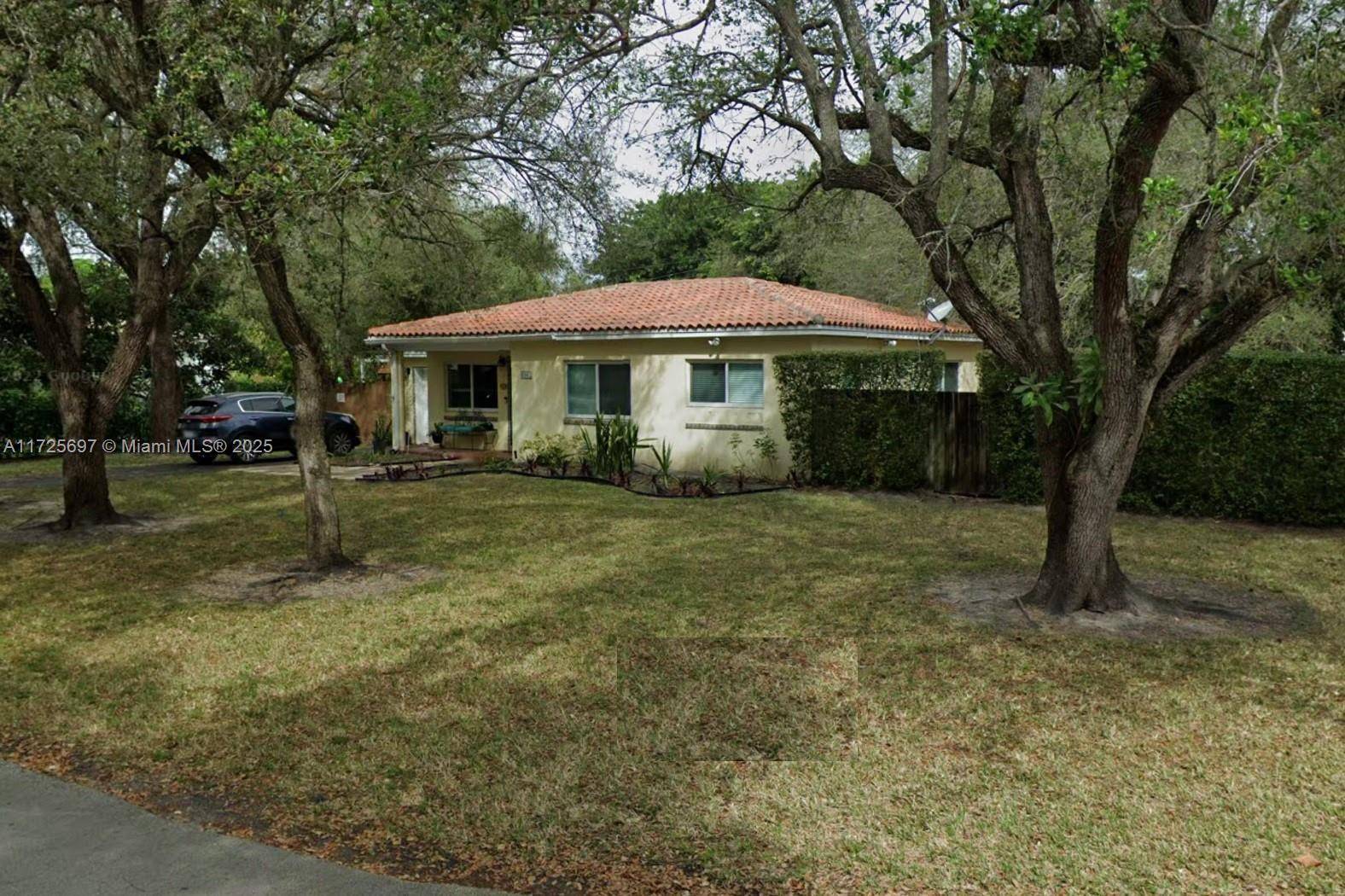 Miami, FL 33143,6981 SW 58th St