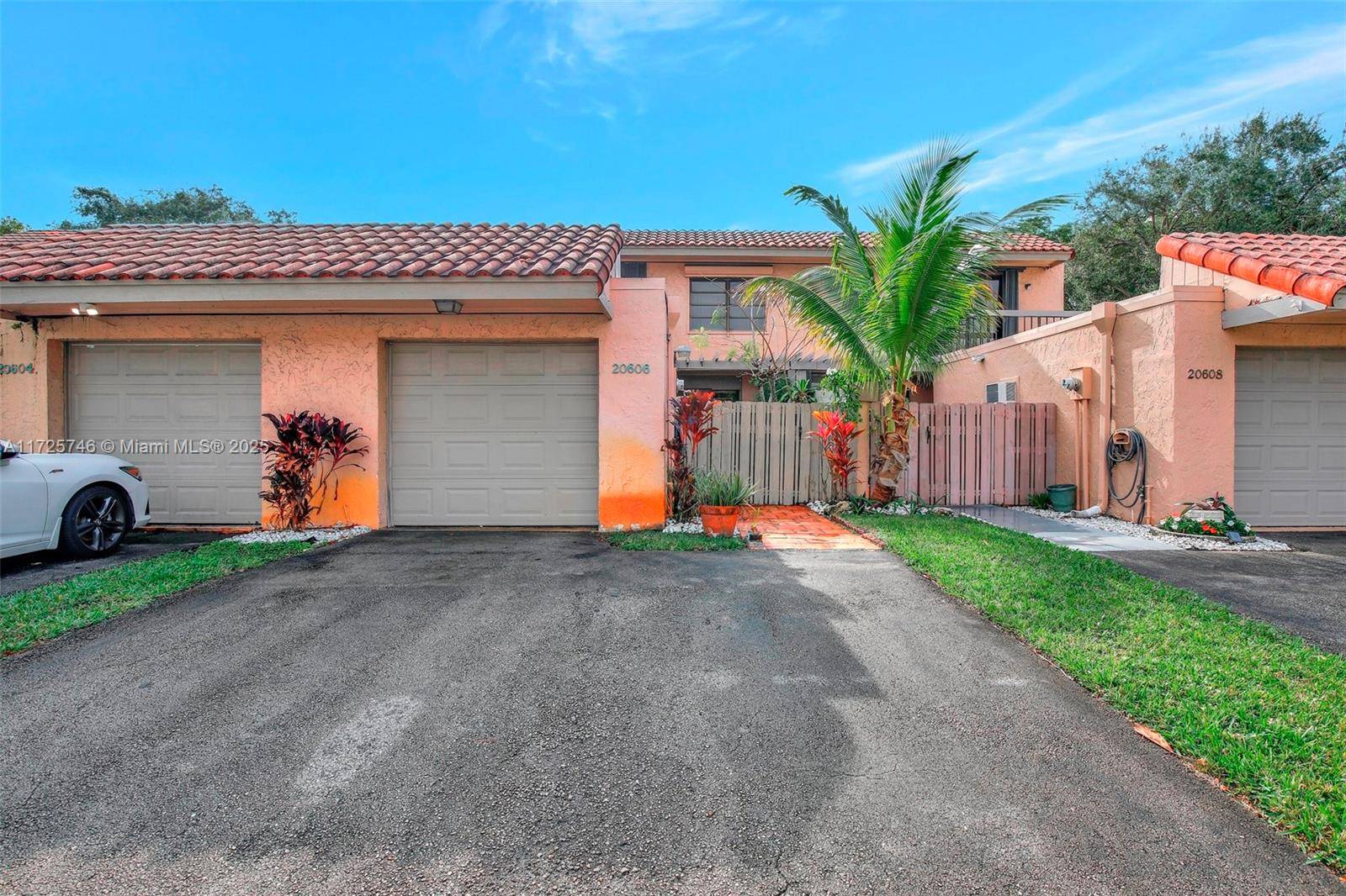 Miami, FL 33179,20606 NE 7th Ct #20606
