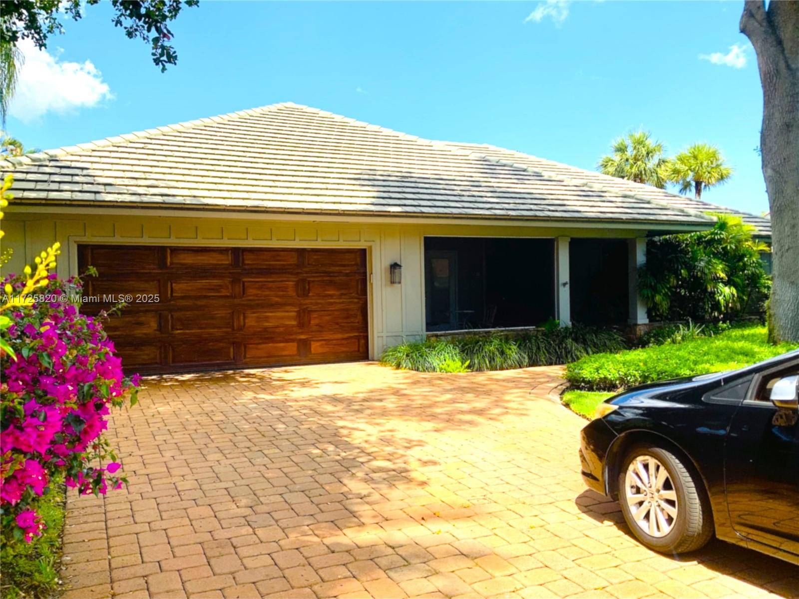 Palm Beach Gardens, FL 33418,1 Balfour Rd E