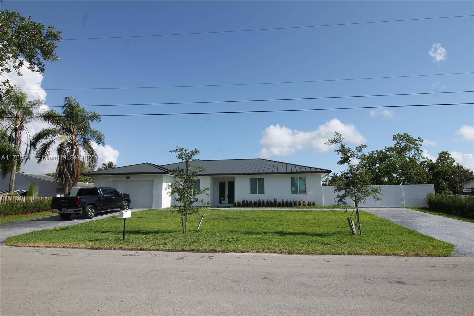 Miami, FL 33187,18071 SW 176 ST