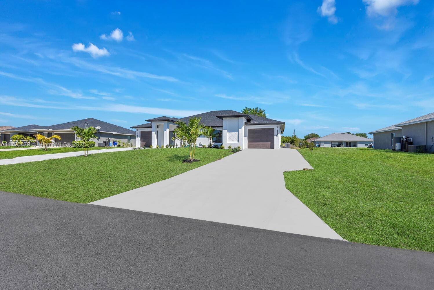 Lehigh Acres, FL 33973,713 HIGHTOWER AVE S