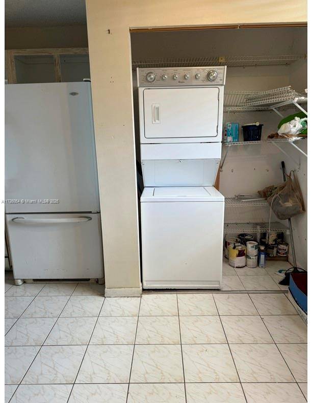 Oakland Park, FL 33309,Address not disclosed