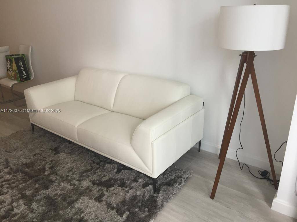 Miami, FL 33130,55 SW 9th St #2709