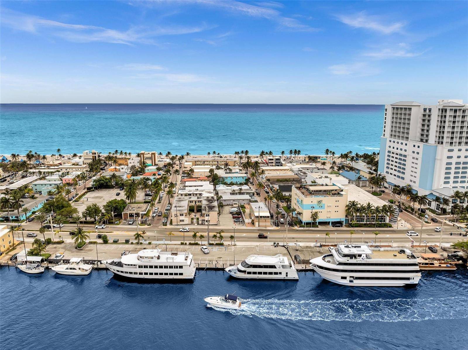 Hollywood, FL 33019,1318 N Ocean Dr