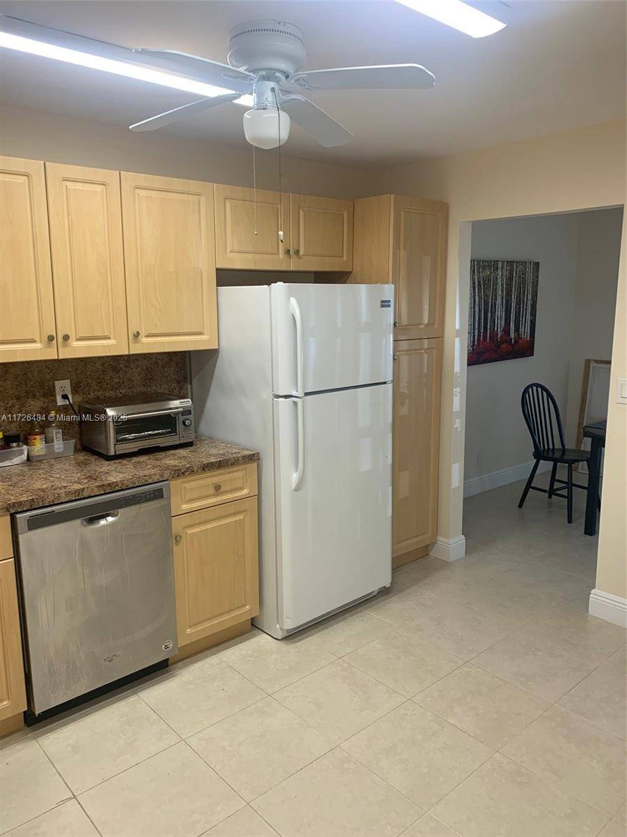 Plantation, FL 33322,Address not disclosed