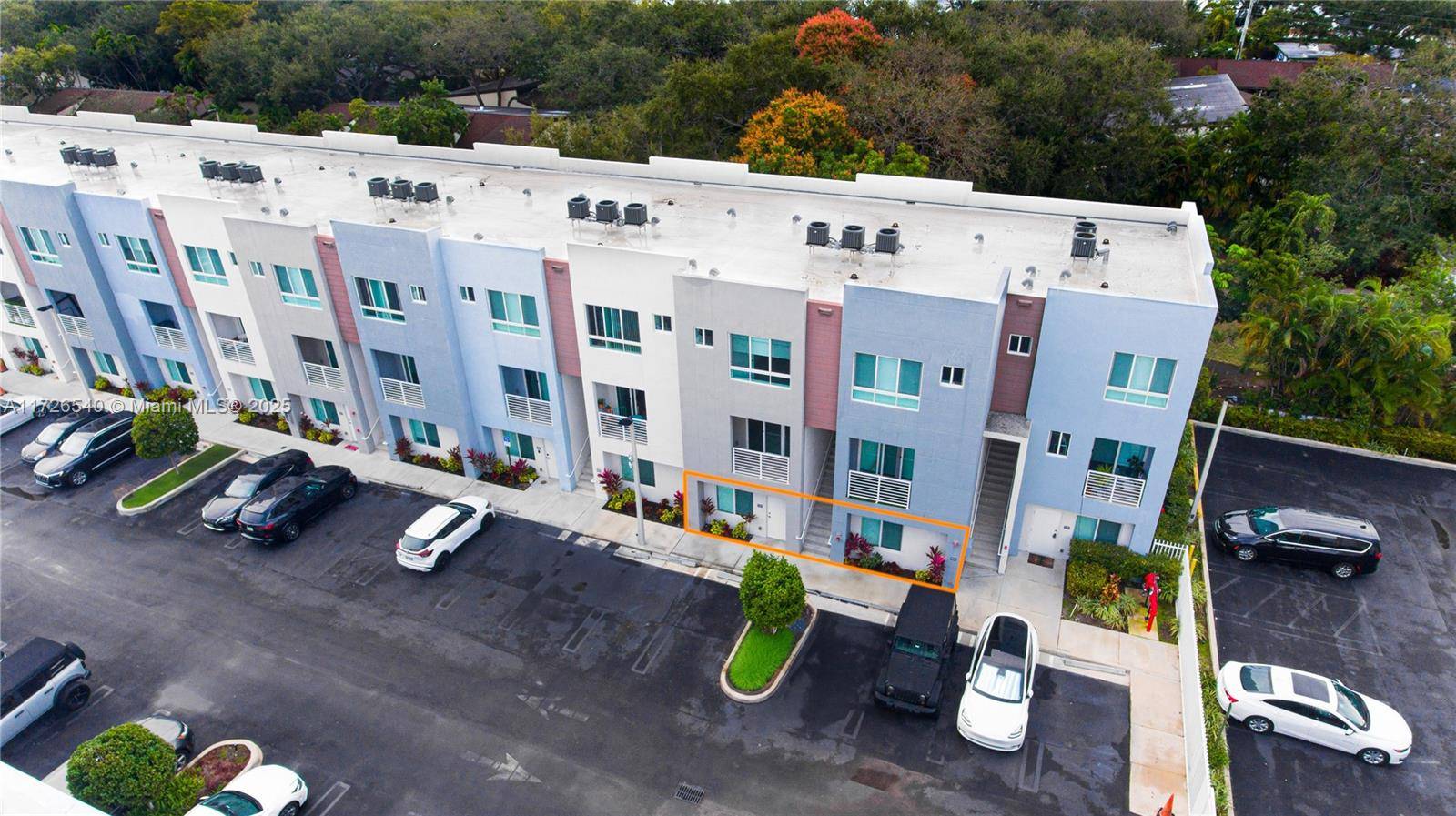 Miami, FL 33180,2555 NE 193rd St #2102