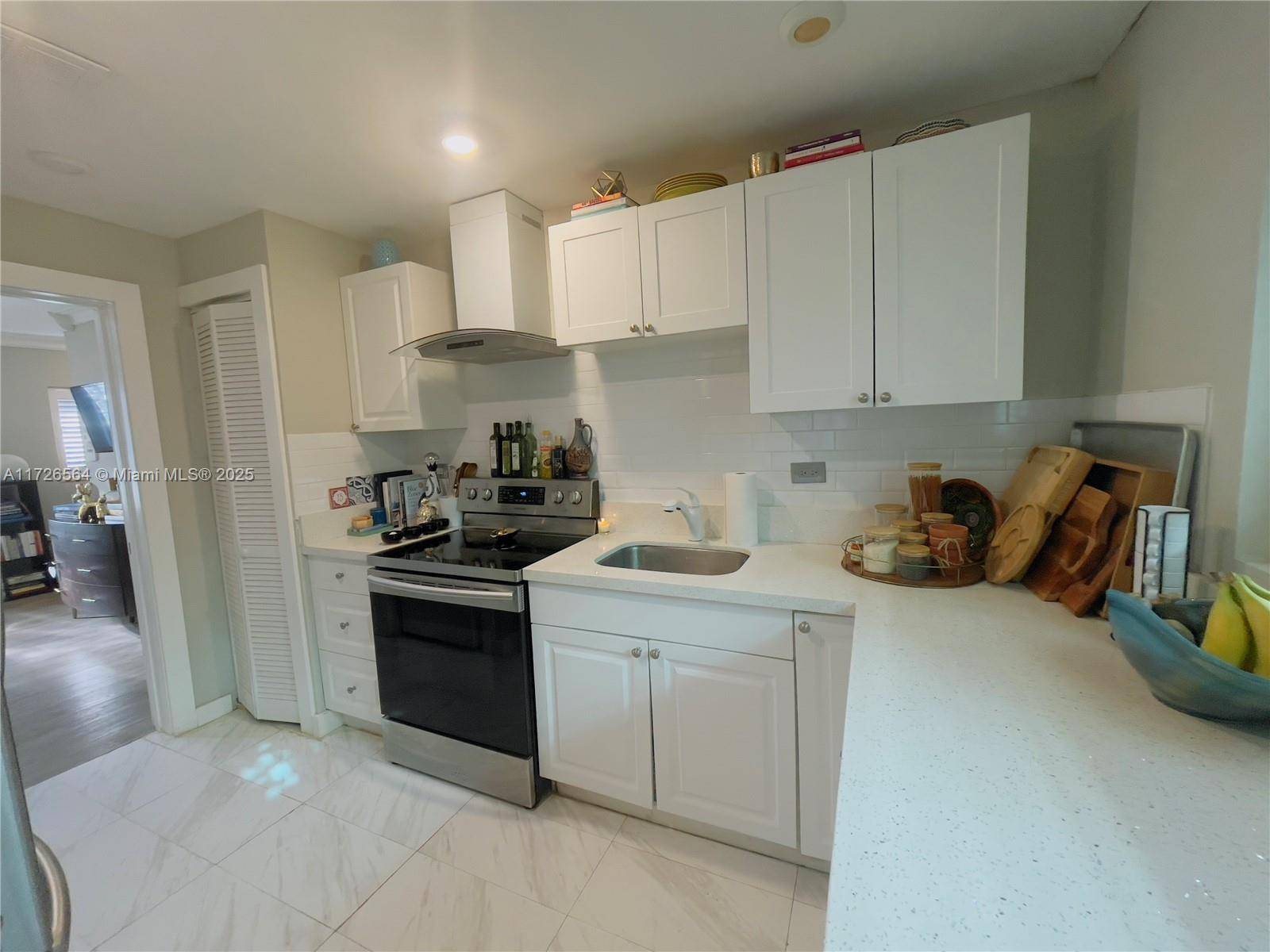 Miami Beach, FL 33141,8101 Harding Ave
