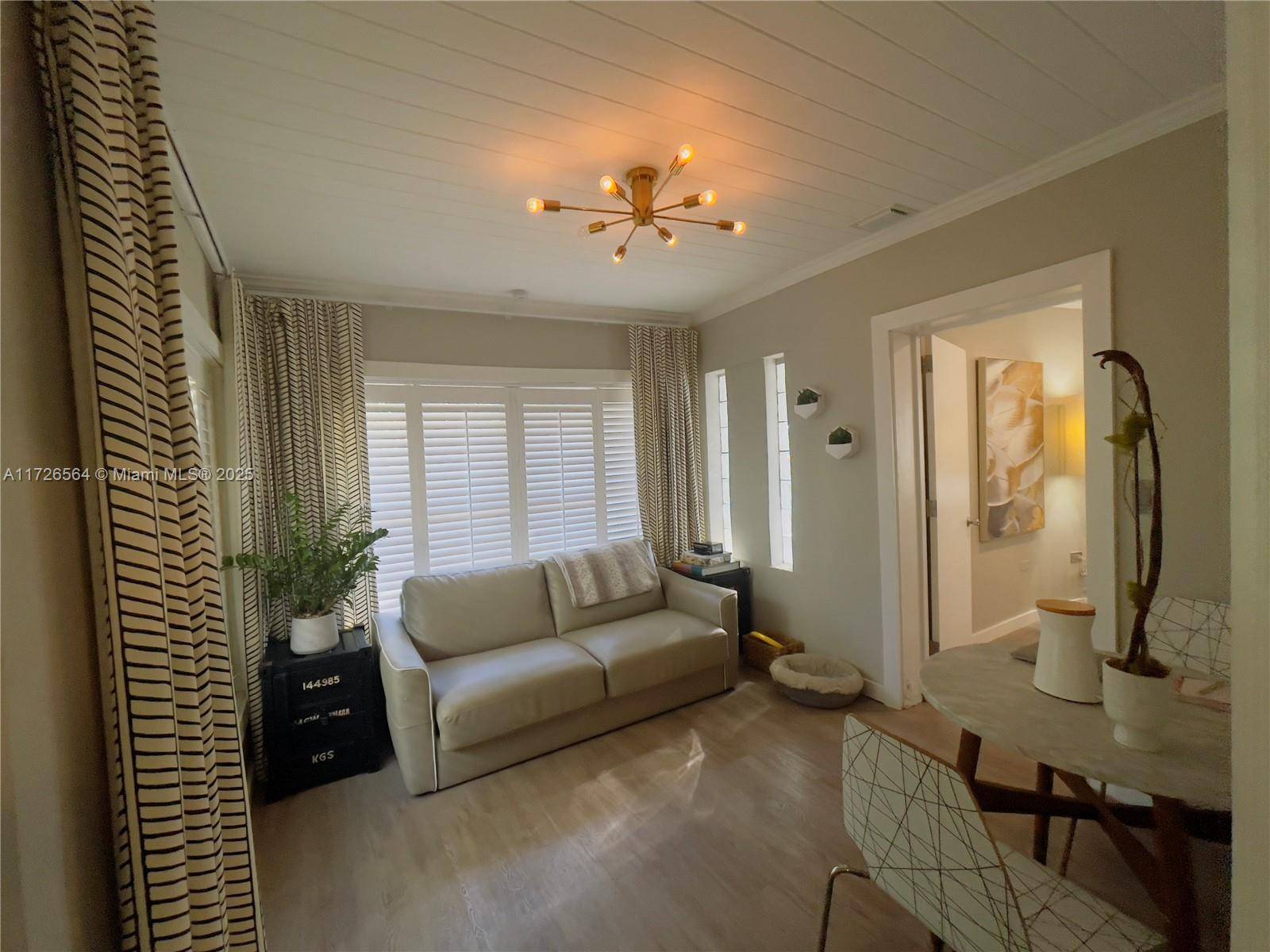 Miami Beach, FL 33141,8101 Harding Ave