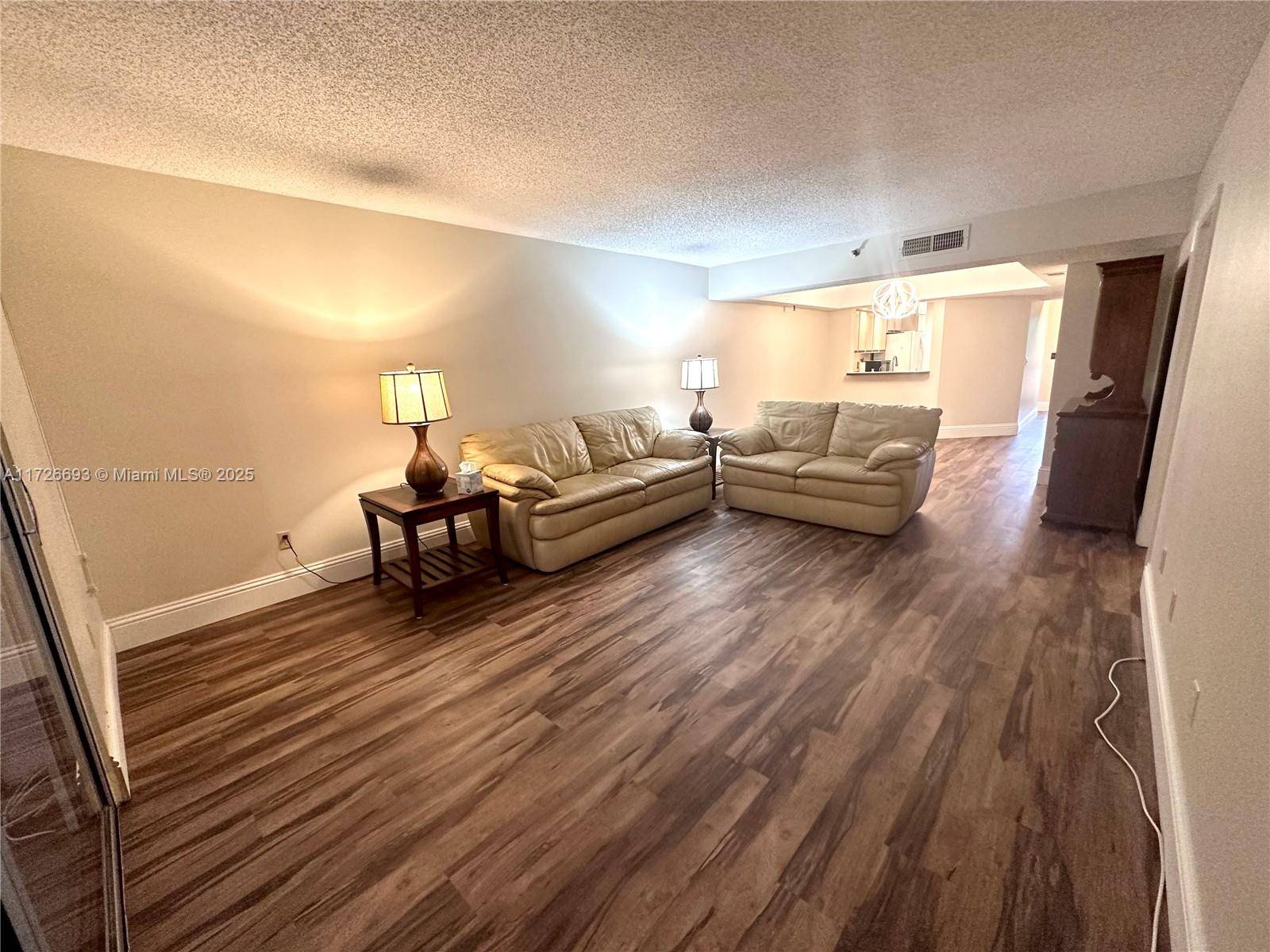 Boca Raton, FL 33428,23344 Carolwood Lane #303