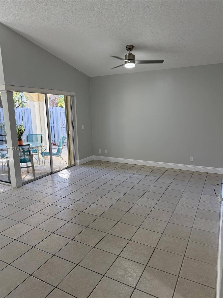 Weston, FL 33326,1364 Cottonwood Cir #0