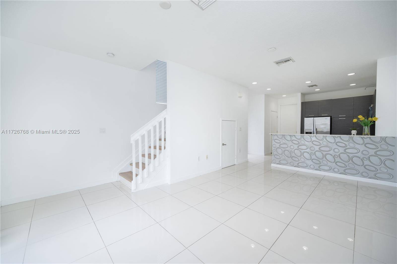 Lauderhill, FL 33311,3435 NW 13th St
