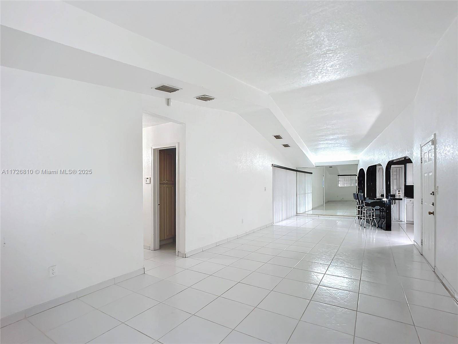 Hollywood, FL 33024,6610 Roosevelt St