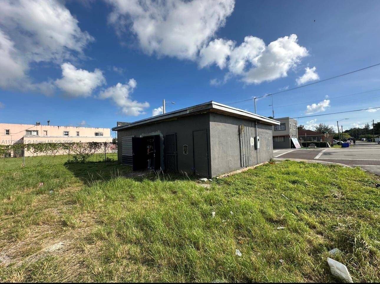 Miami, FL 33147,6840 NW 15th Ave