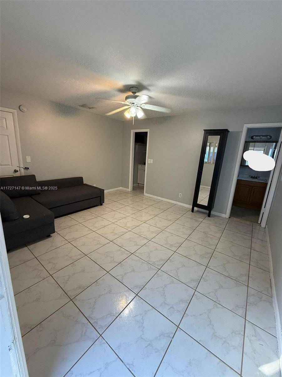 Hollywood, FL 33020,1947 Pierce St #1947